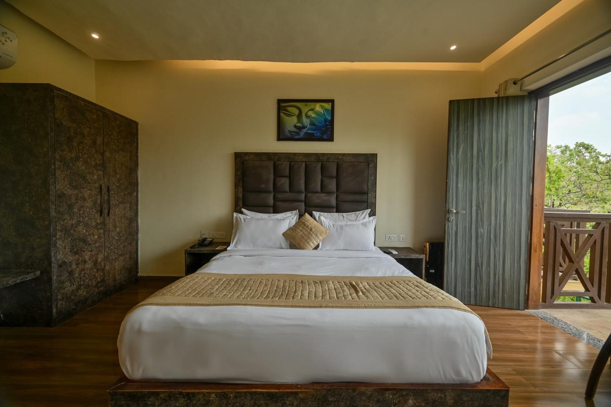 Aavaas Hill Resort Lansdowne Zimmer foto
